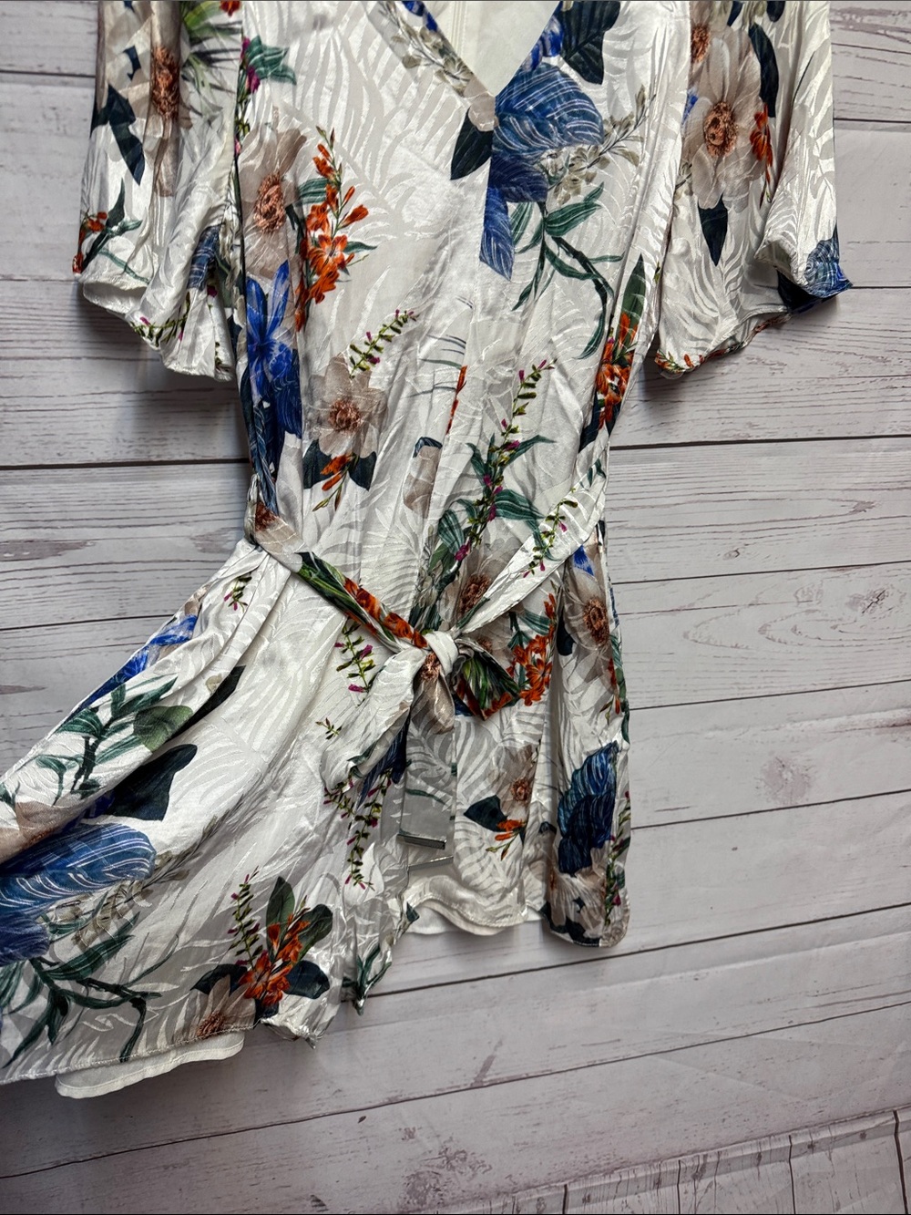 Ted Baker  Lynnea Floral Jamboree Playsuit - Picture 6 of 7